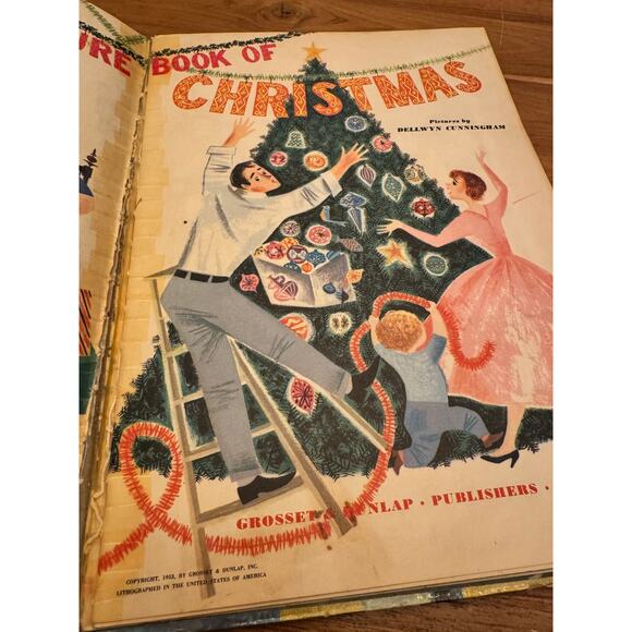 VINTAGE 1953 THE BIG TREASURE BOOK OF CHRISTMAS - Picture 5 of 13